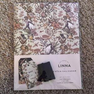 Linna for Freda Salvador Gift Wrap Set with Nature Design